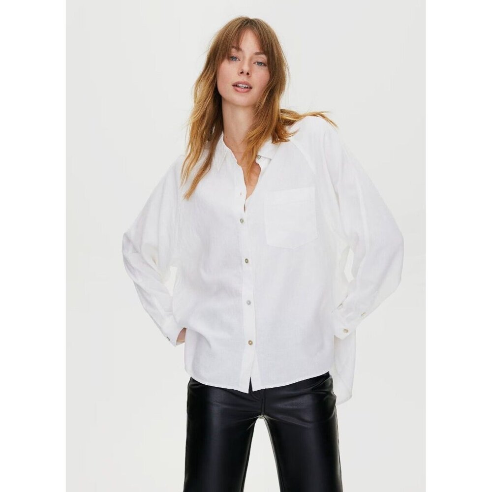 Aritzia WILFRED FREE Light Blue Linen Boyfriend Button-Up Shirt Blouse, Size XS - Picture 11 of 15